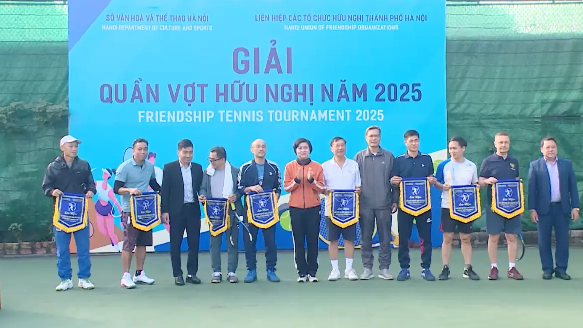 Tăng cường đoàn kết quốc tế qua giải quần vợt hữu nghị